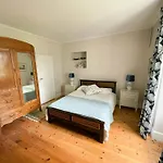Stone Manor House In Quercy Дом отдыха *