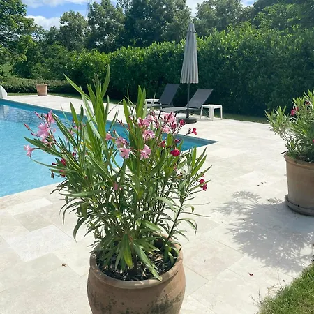 Ferienhaus Stone Manor House In Quercy Belveze