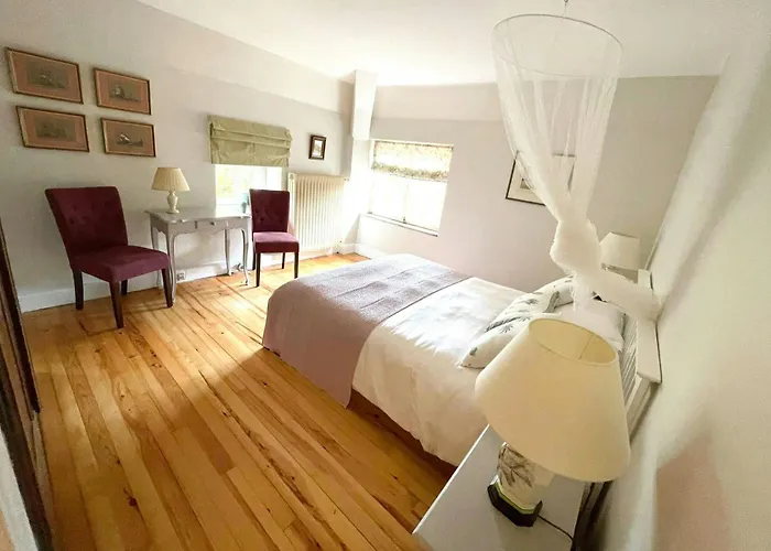 Stone Manor House In Quercy 펜션 *