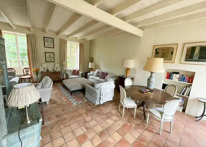 Stone Manor House In Quercy *