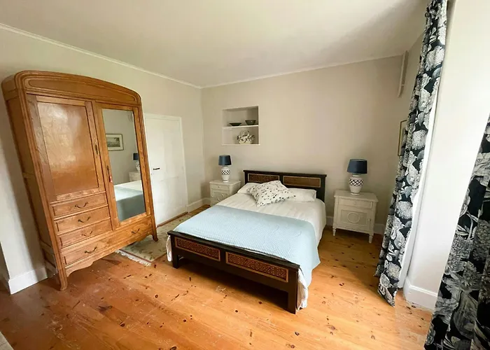 Stone Manor House In Quercy 펜션 *